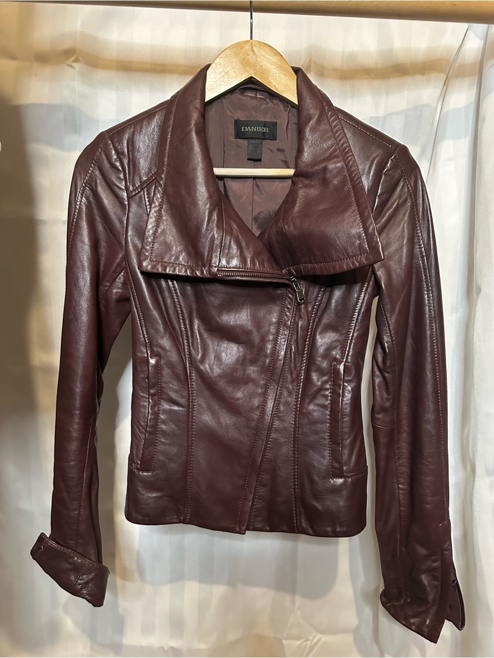 Danier Women's Deep Burgundy Leather Moto Jacket